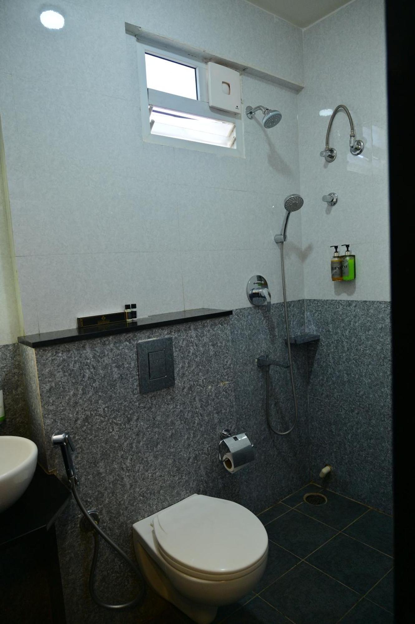 Hotel Golden Riviera Mysore Room photo